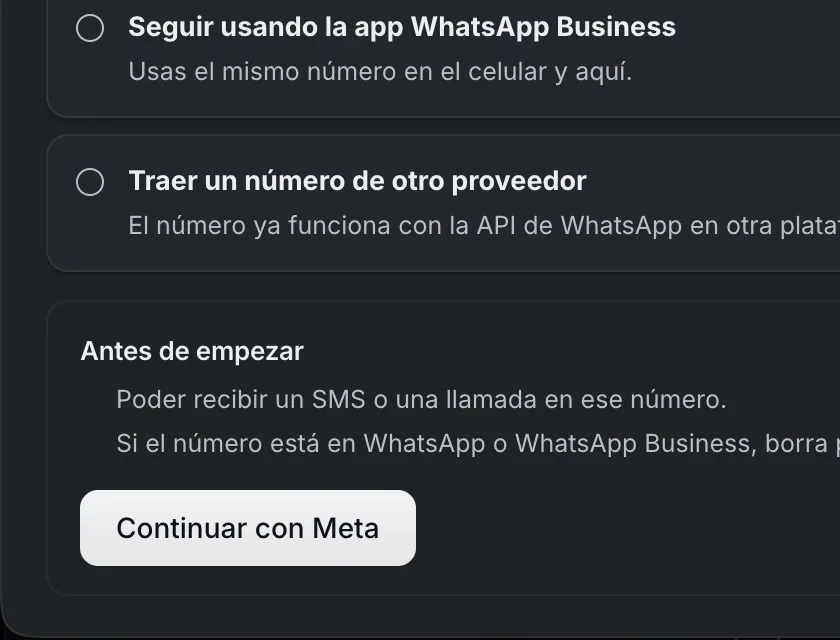 Ventana «WhatsApp». Señalado con el número 3: el botón «Continuar con Meta».