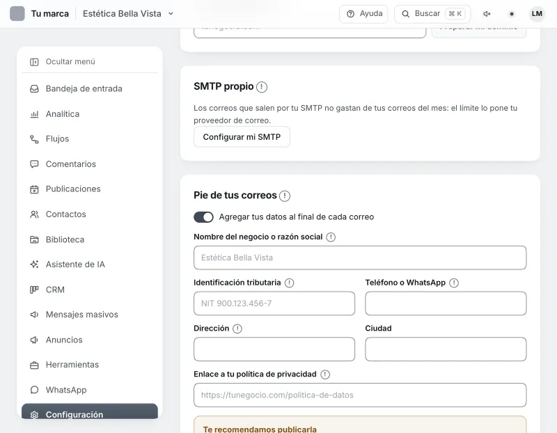 Pantalla «Configuración → Correo». Señalado con el número 5: los datos del pie.