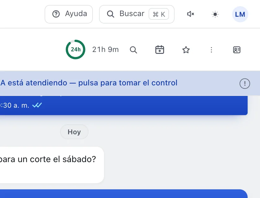 Pantalla «Bandeja de entrada». Señalado con el número 2: el botón «Datos del contacto».