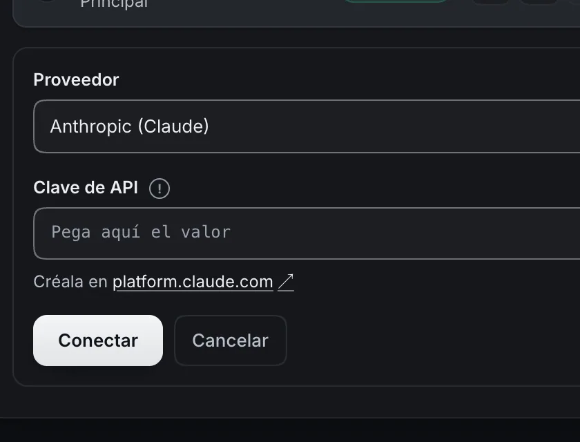 Pantalla «Configuración → Inteligencia artificial». Señalado con el número 3: la clave de API.