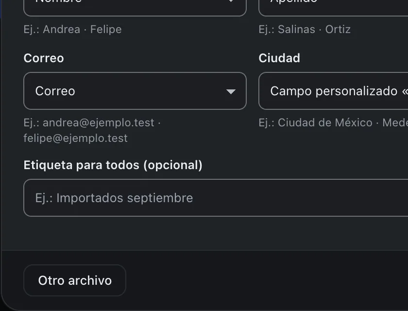 Ventana «Importar contactos». Señalado con el número 6: la etiqueta para todos.