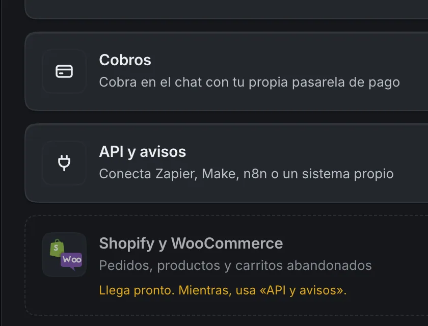 Pantalla «Configuración → Integraciones». Señalado con el número 1: la fila «API y avisos».