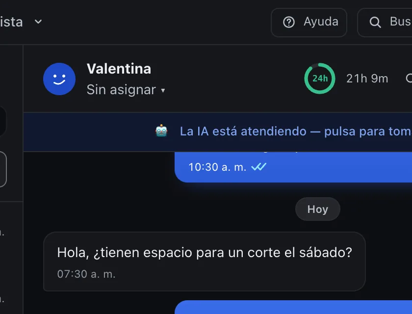 Pantalla «Bandeja de entrada». Señalado con el número 2: la banda de quién atiende.