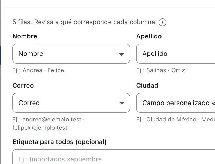 Ventana «Importar contactos». Señalado con el número 3: las columnas del archivo.